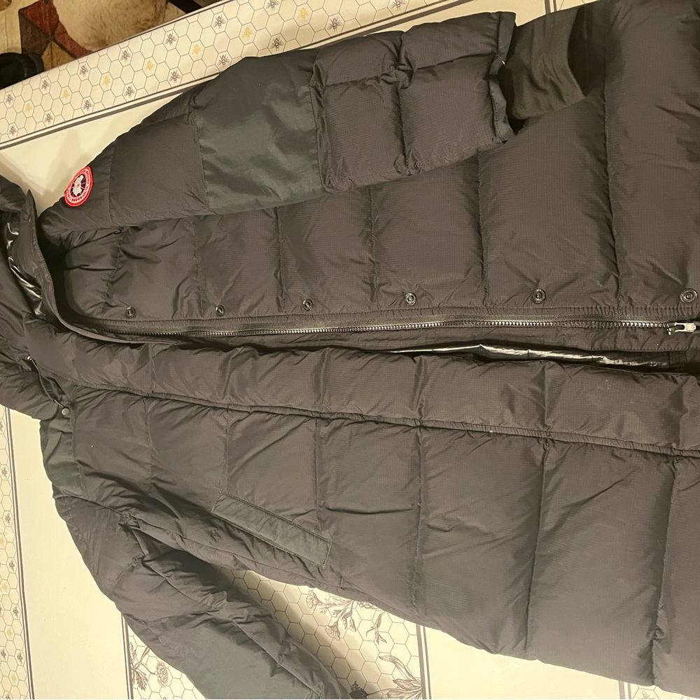 Canada Goose black puffer 3/4 length jacket